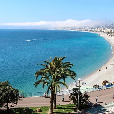 Hotell Novotel Arenas Aeroport 4*
